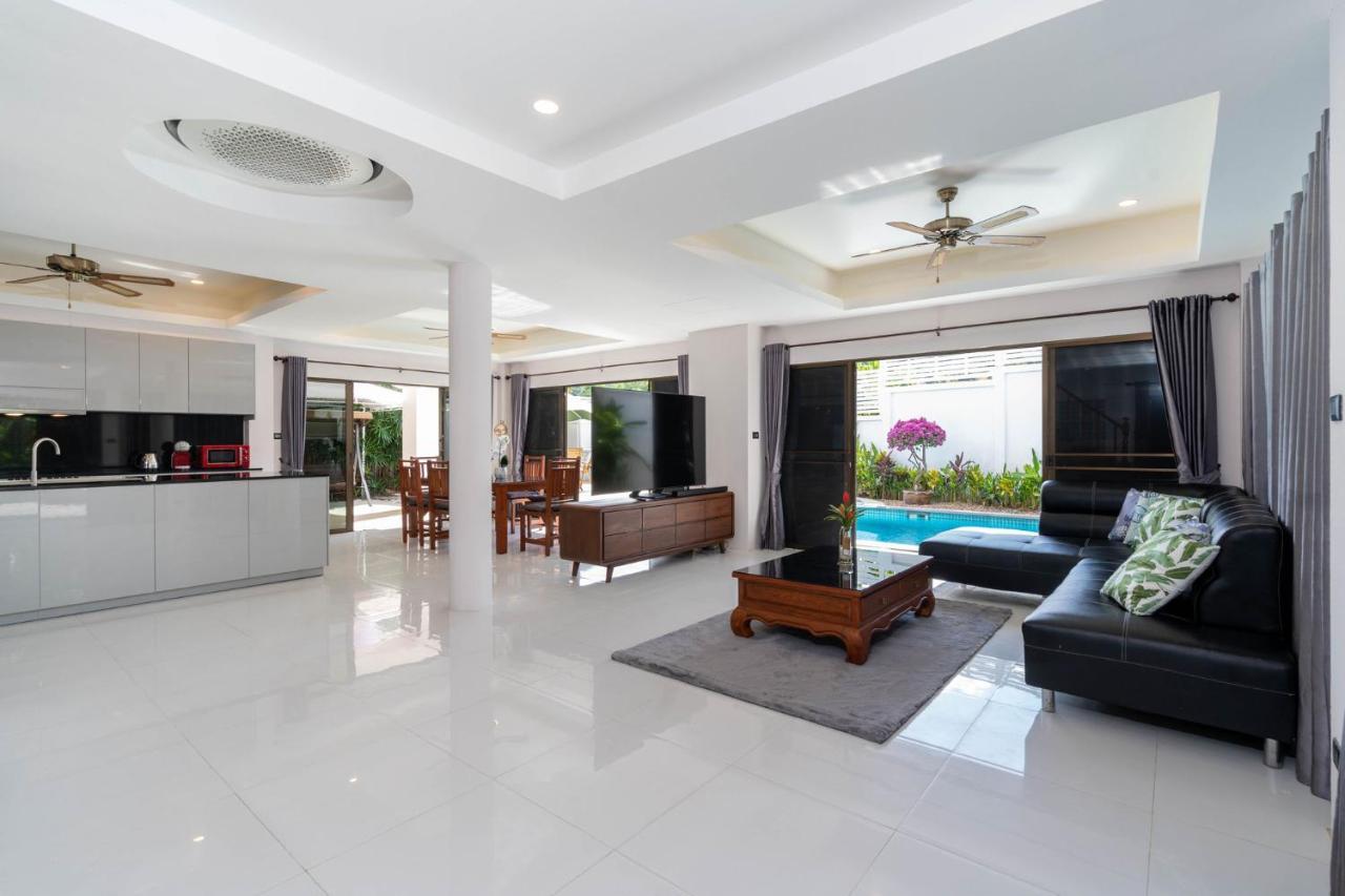 Villa Amaya, 2 Story Tropical Oasis With Green Hills View & Pool, Kamala Beach Esterno foto