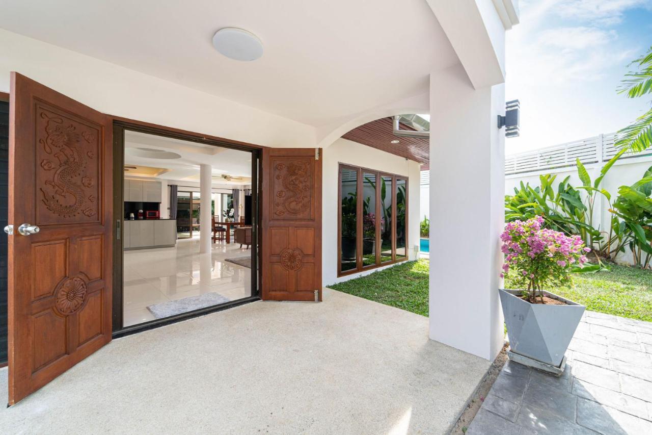 Villa Amaya, 2 Story Tropical Oasis With Green Hills View & Pool, Kamala Beach Esterno foto